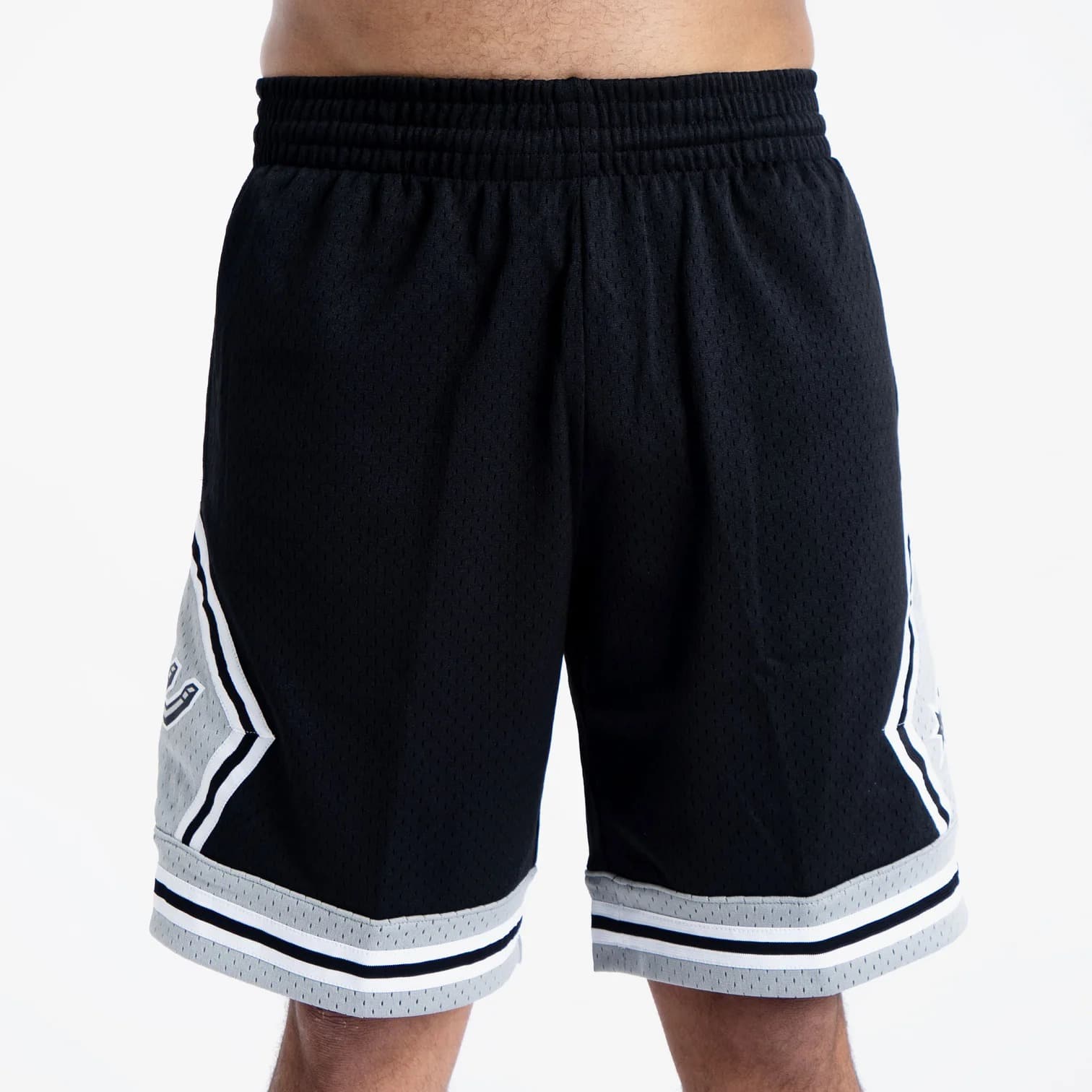 Спортивные шорты Mitchell & Ness San Antonio Spurs 1977-78 Hardwood Classics Throwback Swingman NBA Shorts