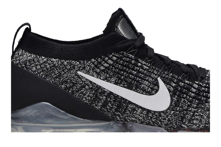 Кроссовки Nike Air VaporMax Flyknit 3 'Oreo'