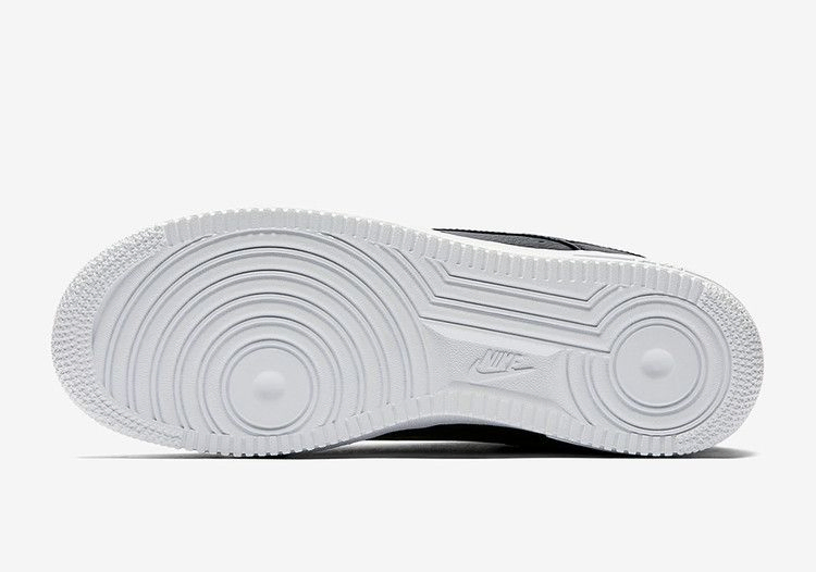 Кроссовки Nike Air Force 1 07 Premium 'Black Reflective'