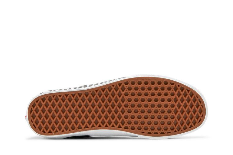 house-of-terror-x-classic-slip-on-friday-the-13th-vn0a4u38zpl_03