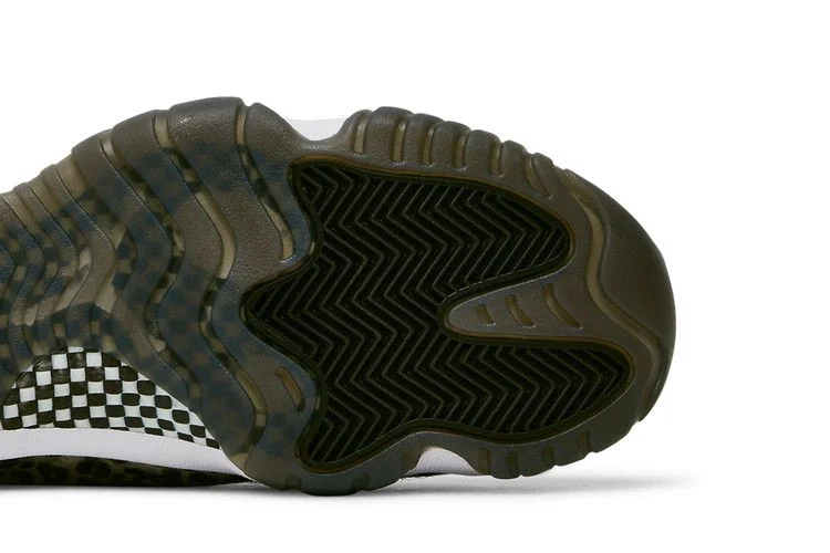 Кроссовки Wmns Air Jordan 11 Retro 'Animal Instinct'