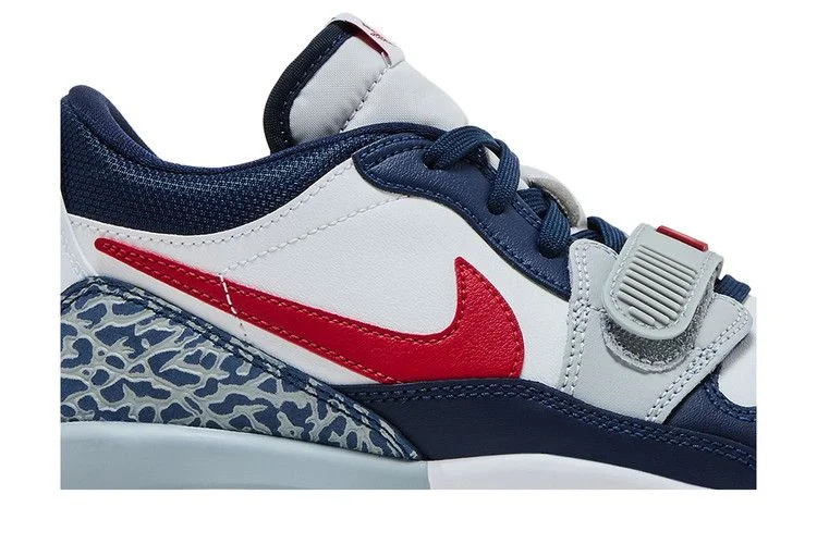 Кроссовки Air Jordan Legacy 312 Low GS 'Midnight Navy Varsity Red'