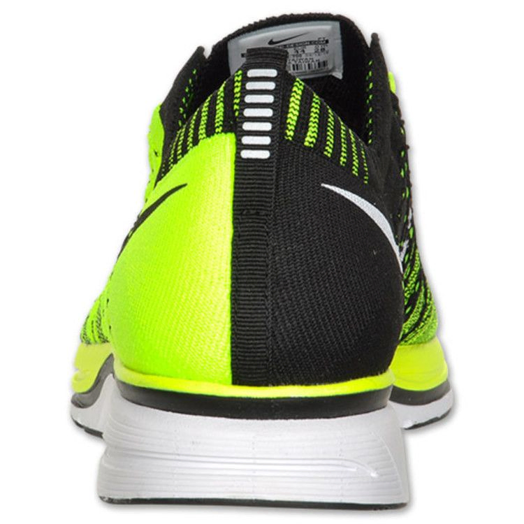 Кроссовки Nike Flyknit Trainer+ 'Volt Black'