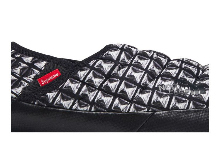 Supreme x The North Face Traction Mule 'Black Studded Print'