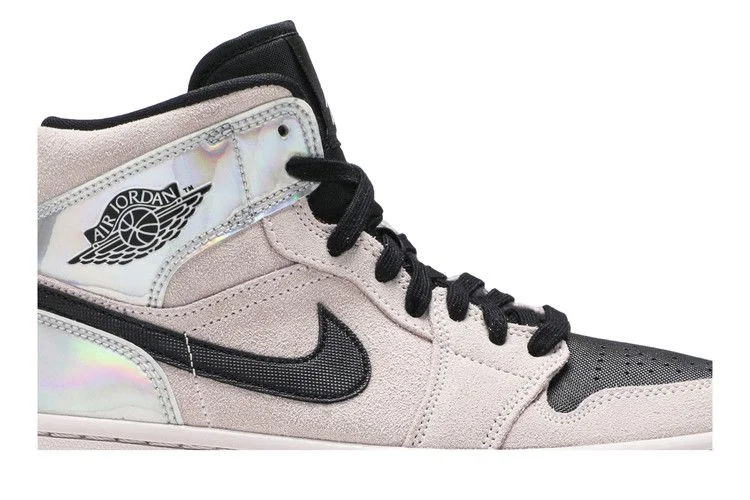 Кроссовки Wmns Air Jordan 1 Mid 'Iridescent'