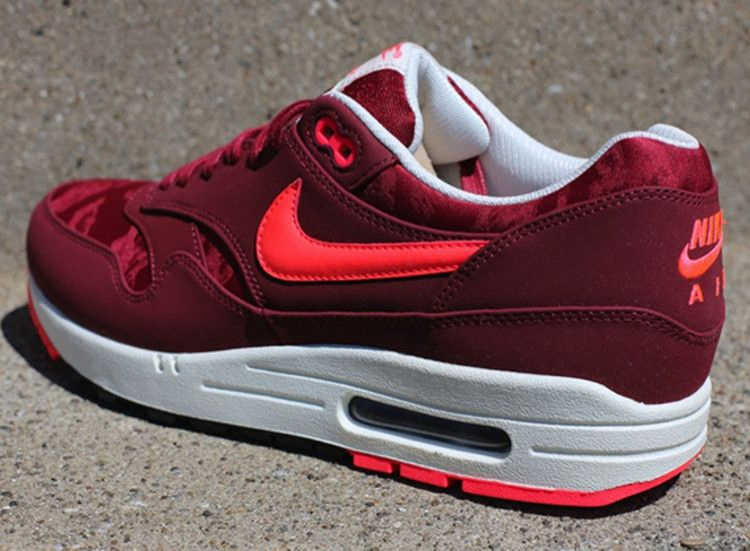 air-max-1-prm-512033-660_01