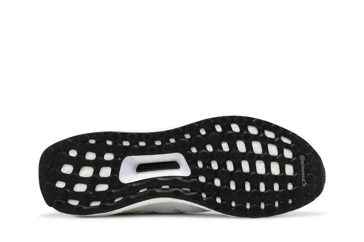 Krossovki-adidas-UltraBoost-5.0-DNA-Triple-White-3
