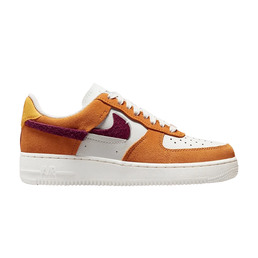Krossovki-Nike-Wmns-Air-Force-1-LXX-Mars-Yard