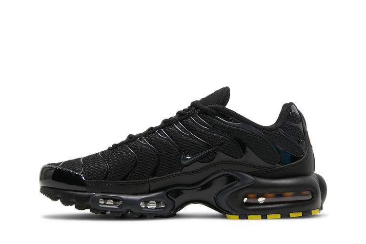 air-max-plus-triple-black-db0682-001_02