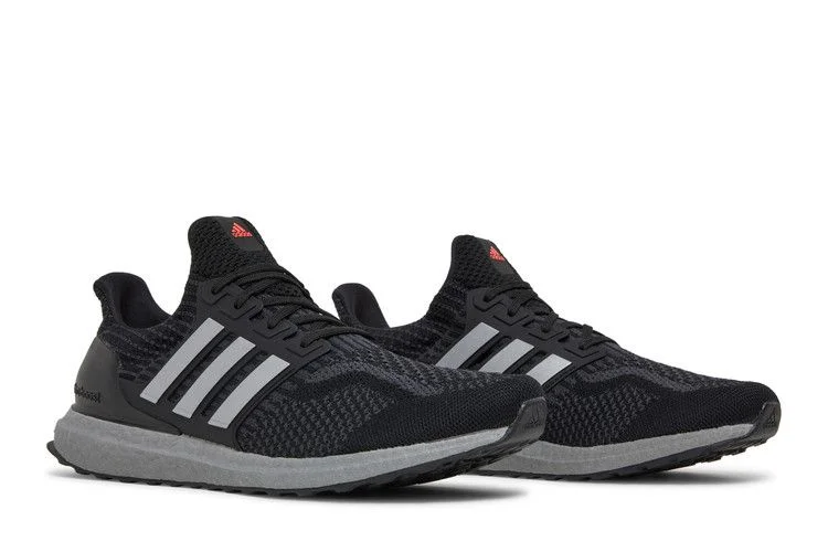 Krossovki-adidas-UltraBoost-5.0-DNA-Black-Silver-Metallic-7