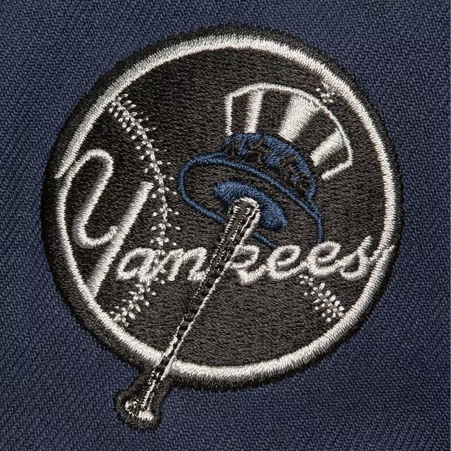 Бейсболка Mitchell & Ness Navy New York Yankees Logo Eclipse OG Snapback Hat