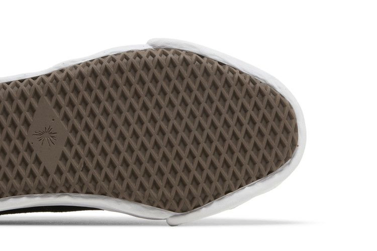 Кроссовки Maison Mihara Yasuhiro Baker OG Sole Suede Low 'Black'