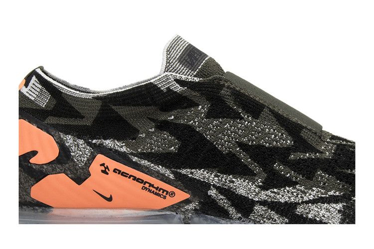 acronym-x-air-vapormax-moc-2-sail-aq0996-102_01