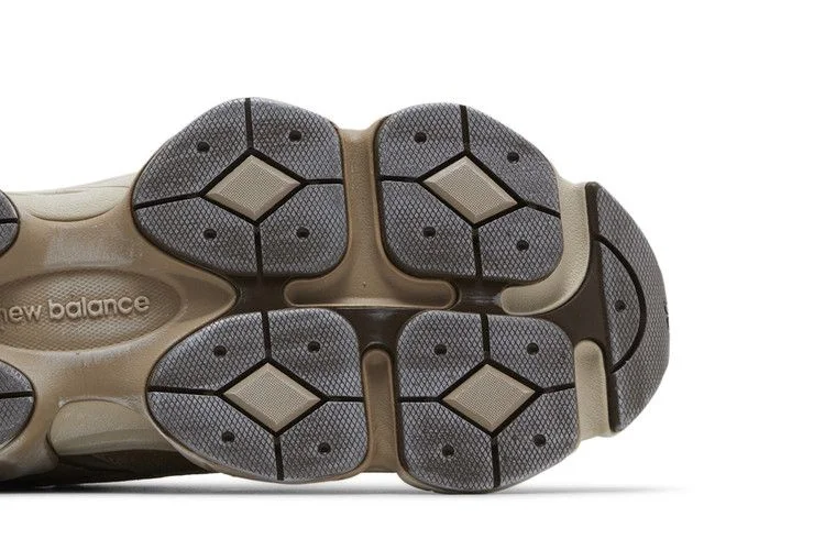 Кроссовки New Balance 9060 'Mushroom'