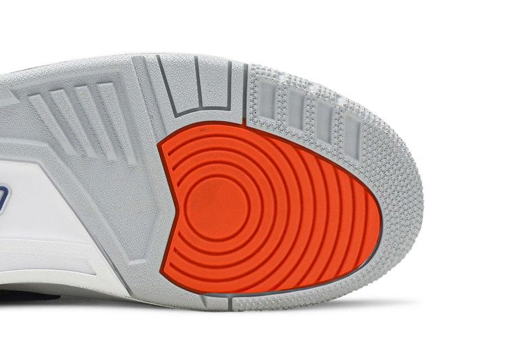 jordan-legacy-312-knicks-av3922-048_04