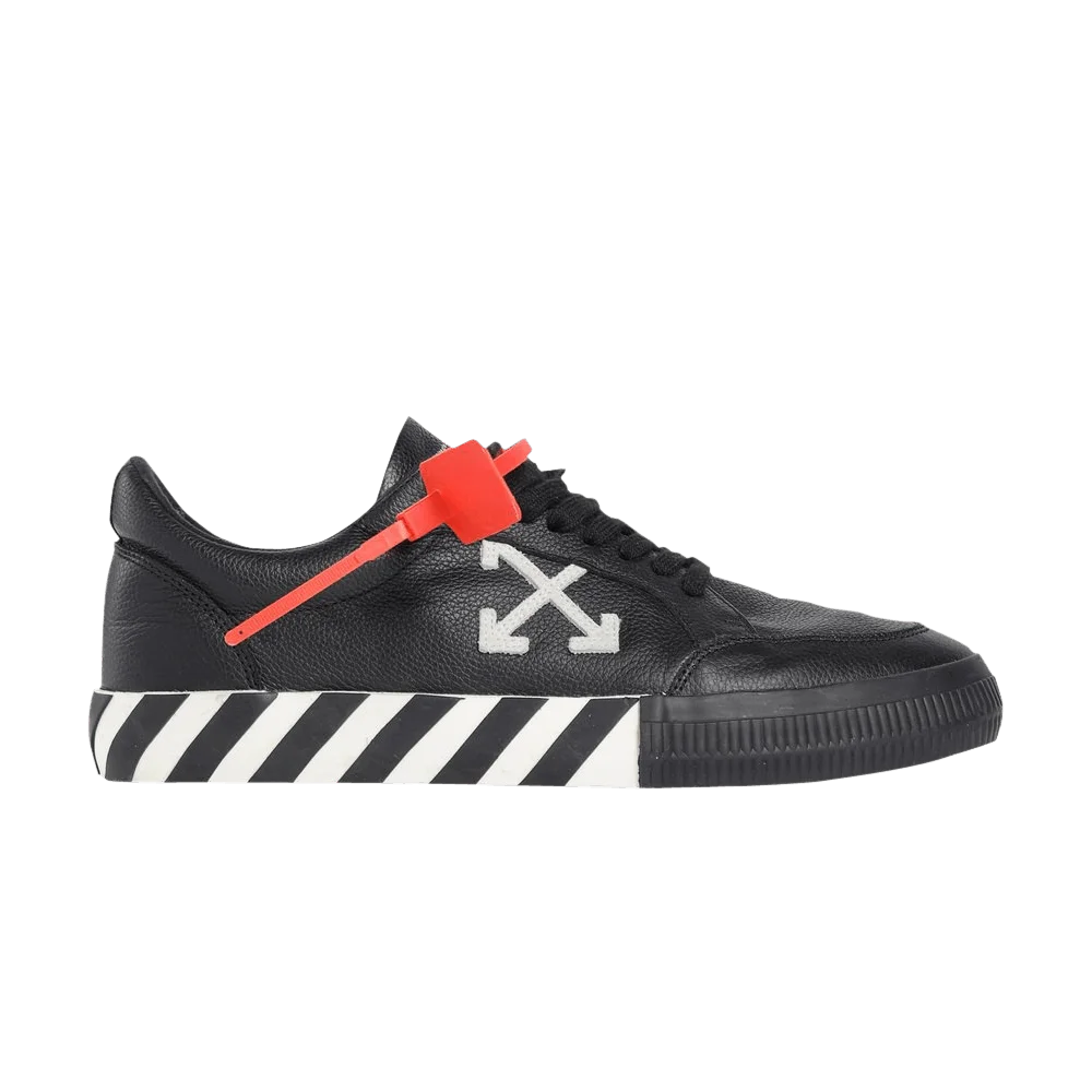 Krossovki-Off-White-Vulc-Sneaker-Black-White-2020