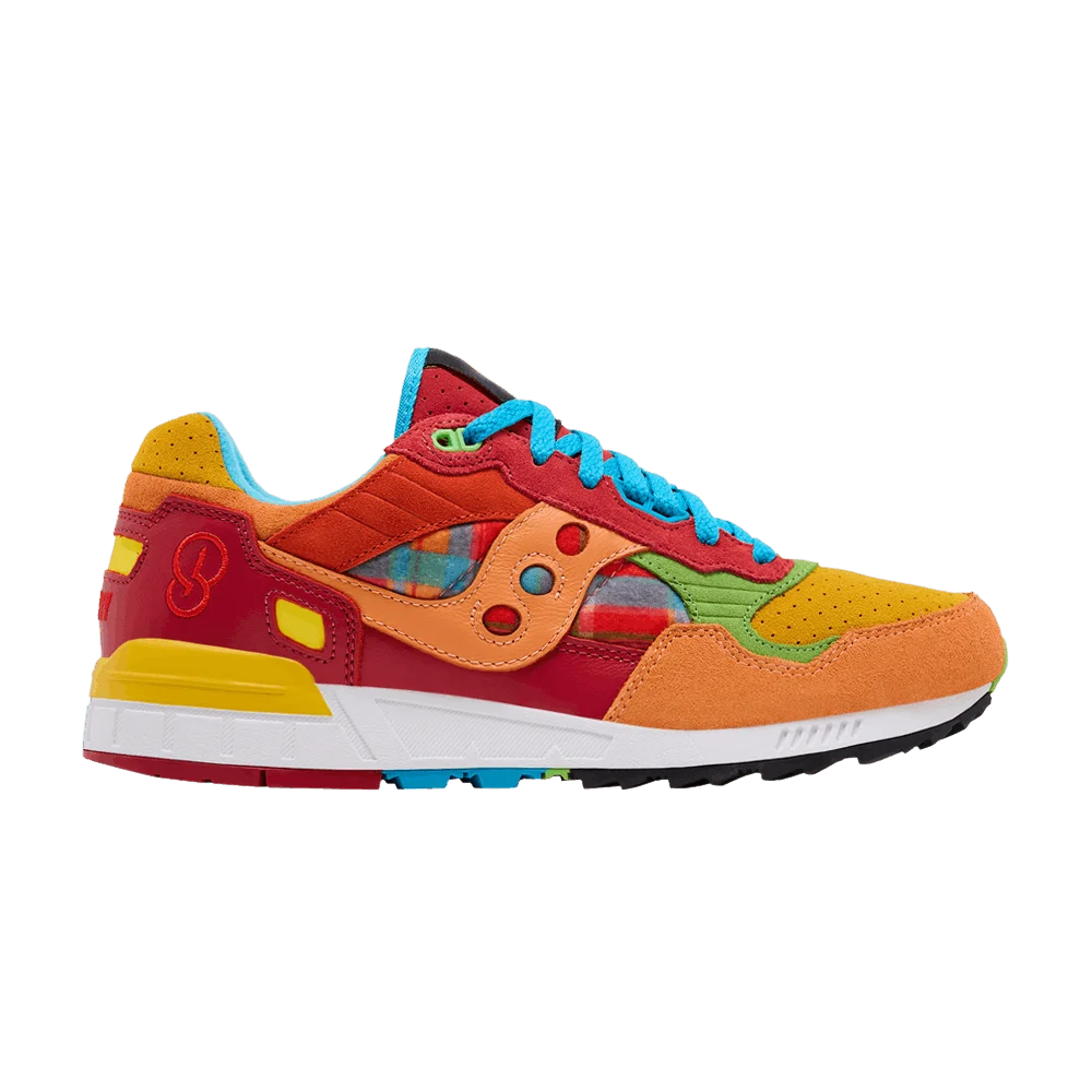 Krossovki-Bisso-x-Shadow-5000-Saucony-Friends-Bondamanjak