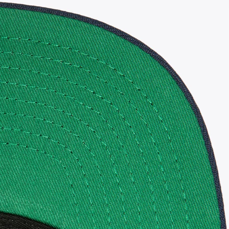 Бейсболка Mitchell & Ness Light Blue Seattle Kraken Billboard 2 Snapback Hat