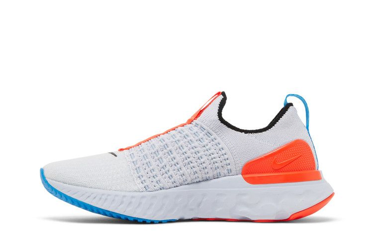 wmns-react-phantom-run-flyknit-2-grey-bright-crimson-dv2179-001_02