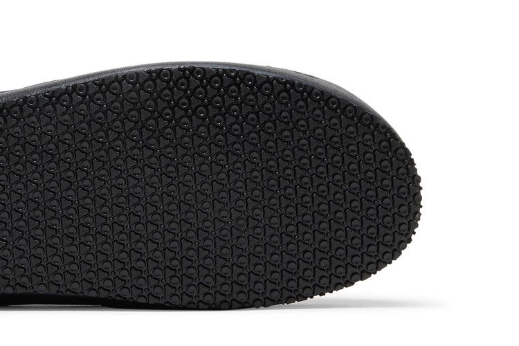 mocv2-triple-black-sufmock2_04