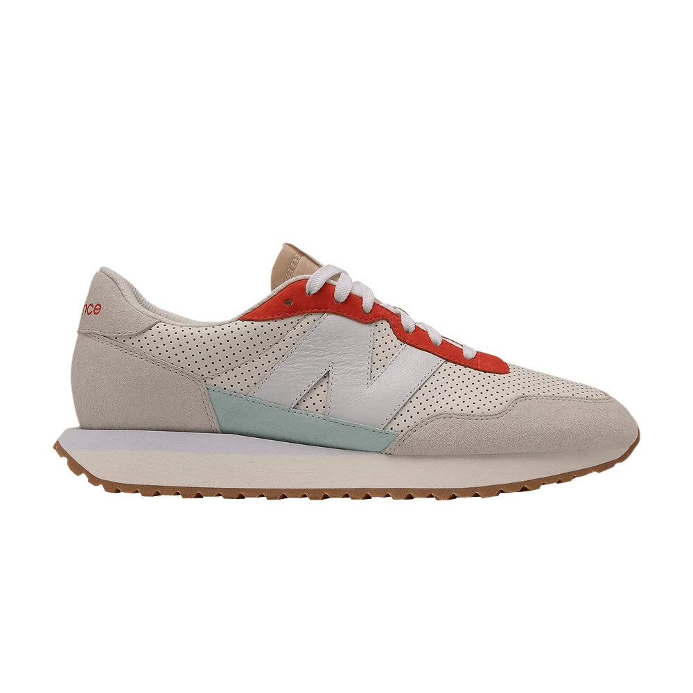 Krossovki-New-Balance-237-White-Ghost-Pepper