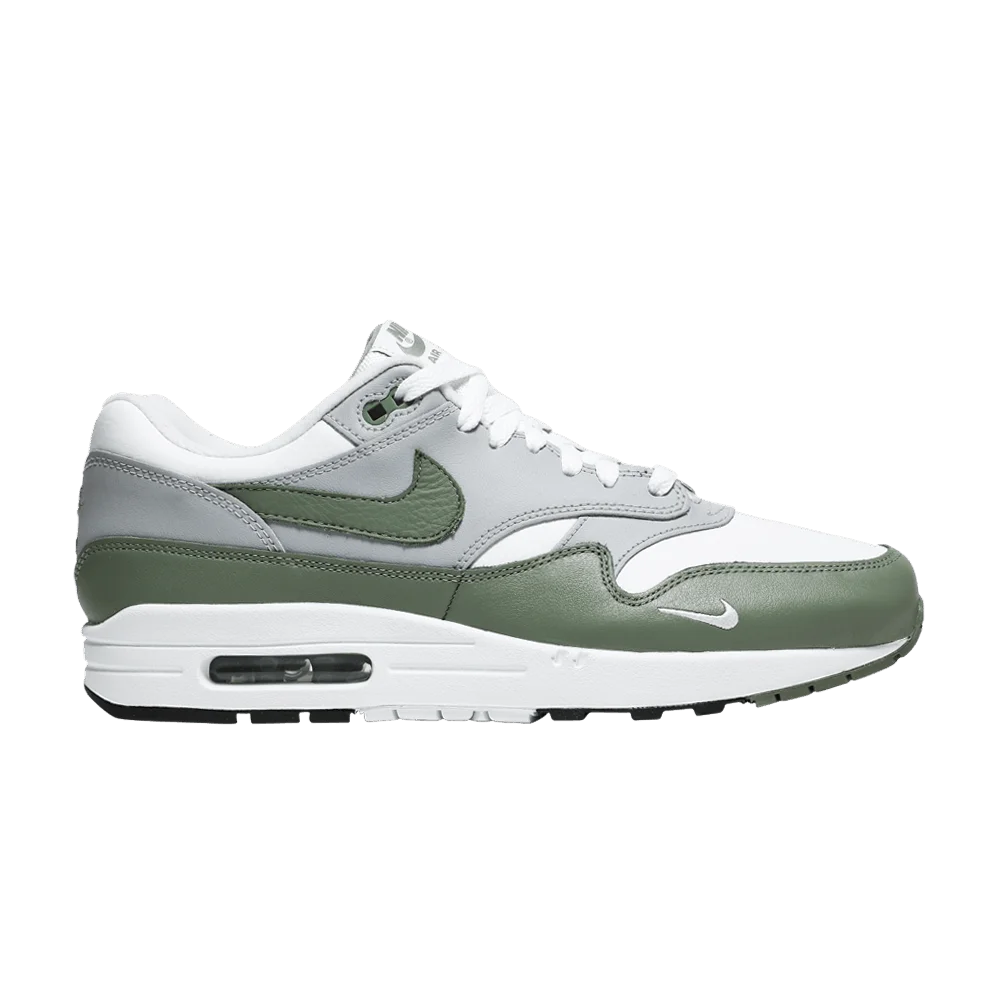 Krossovki-Nike-Air-Max-1-Premium-Spiral-Sage