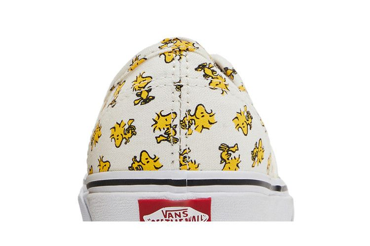 peanuts-x-authentic-woodstock-vn0a38emoqz_06