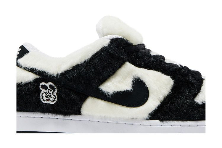 Кроссовки Verdy x Nike Dunk Low SB 'Vick' Friends & Family
