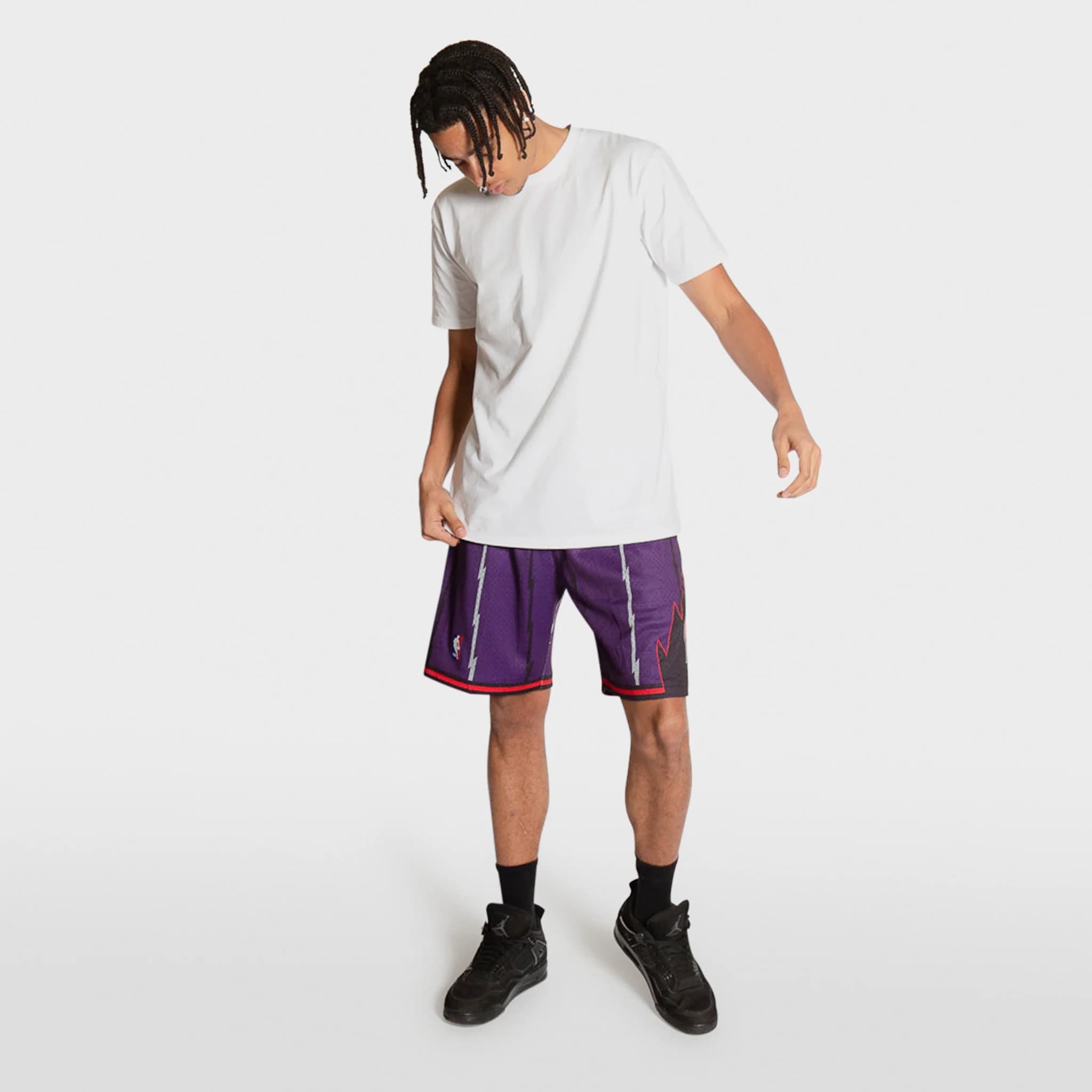 Спортивные шорты Mitchell & Ness Toronto Raptors 1998-99 Hardwood Classics Throwback Swingman NBA Shorts