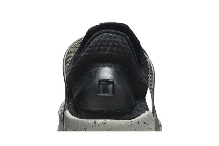 sock-dart-se-premium-dust-grey-859553-001_06