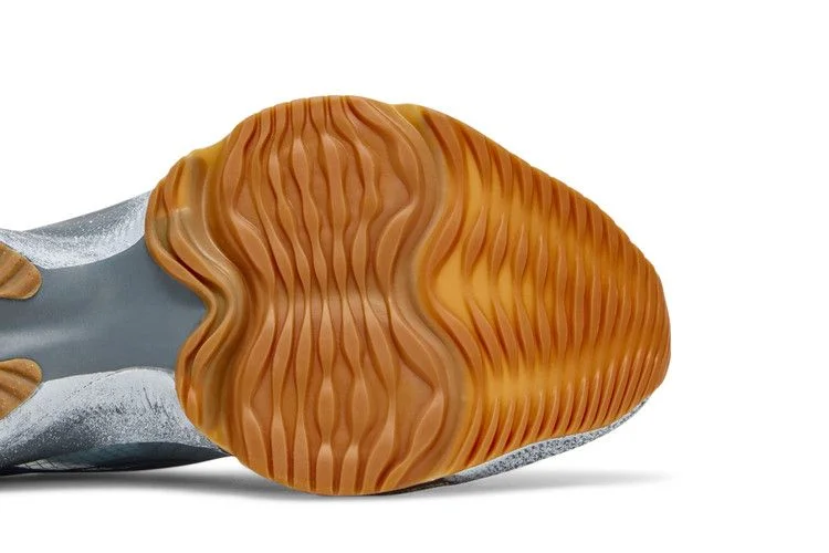 Krossovki-Nike-Air-Zoom-Tempo-NEXT-By-You-4
