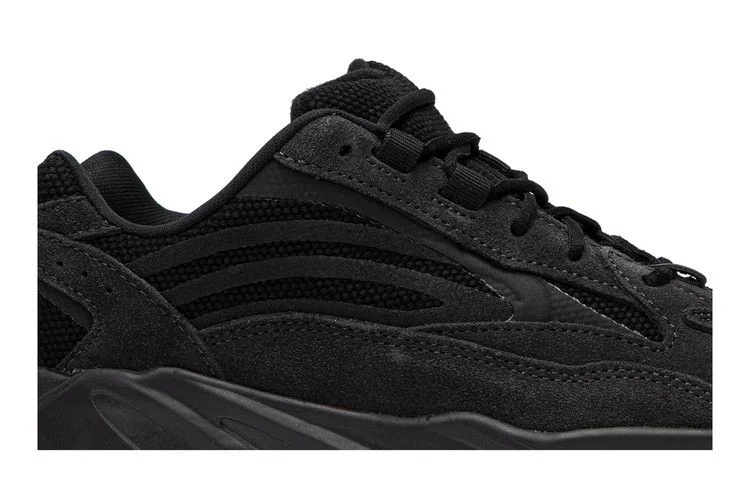 Кроссовки Adidas Yeezy Boost 700 V2 Kids 'Vanta'