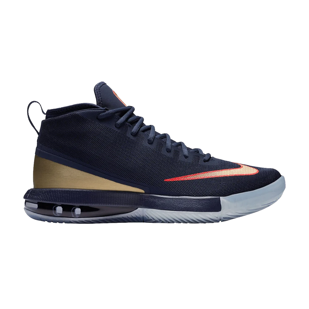 Krossovki-Nike-Air-Max-Dominate-DeMarcus-Cousins-PE
