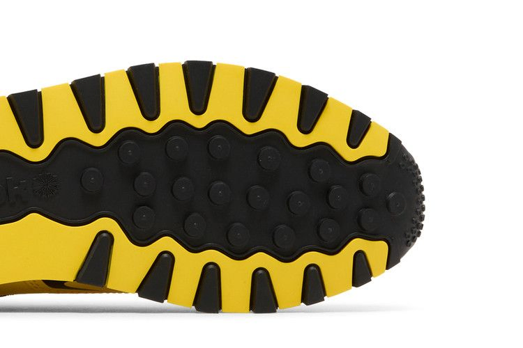 Кроссовки Marvel x Reebok Classic Leather 'Wolverine'