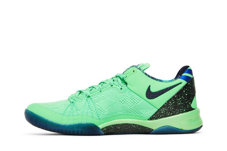 kobe-8-system-elite-superhero-586156-300_02