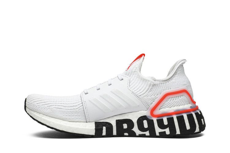 david-beckham-x-ultraboost-2019-triple-crown-20th-anniversary-fw1970_02