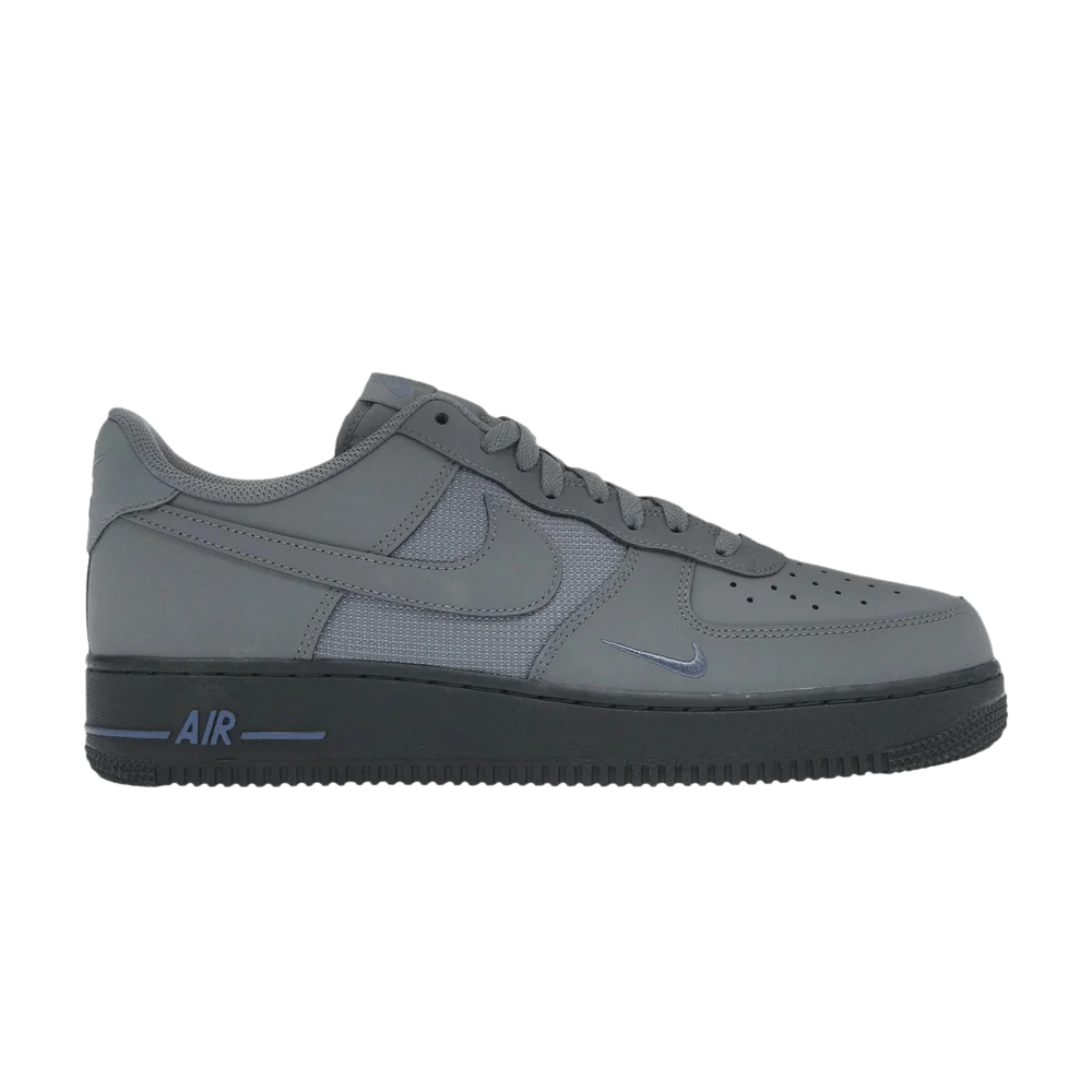Krossovki-Nike-Air-Force-1-Low-07-LV8-Smoke-Grey-Anthracite-Diffused-Blue