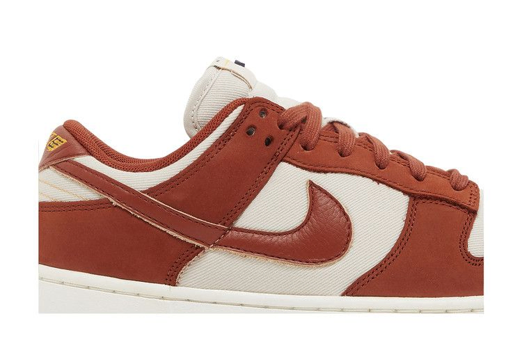 wmns-dunk-low-lx-rugged-orange-dz2710-101_01