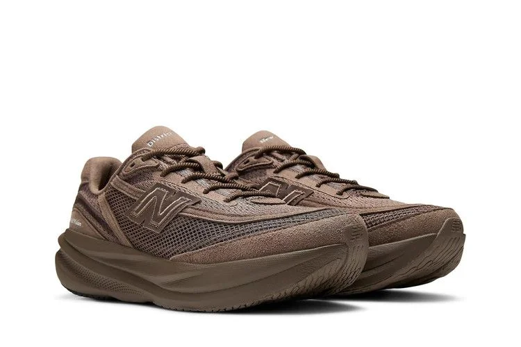district-vision-x-wmns-new-balance-1080v15-cortado-black-w108062k_2