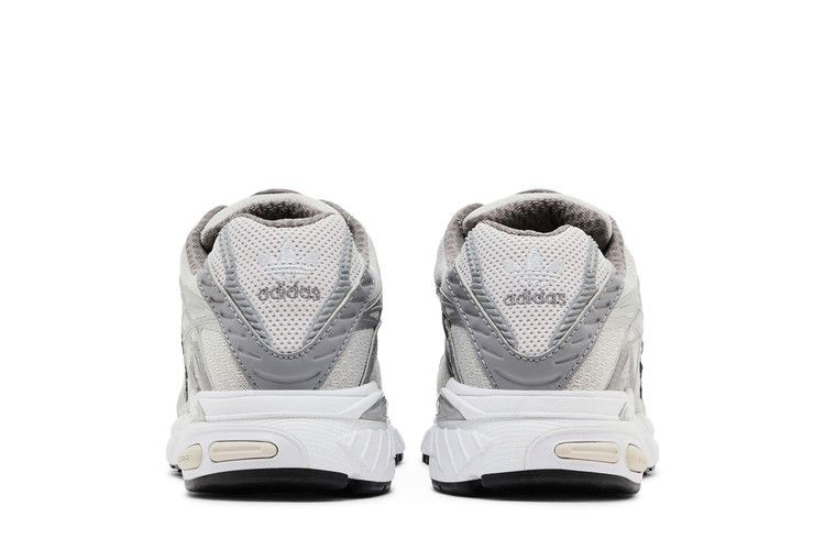Кроссовки adidas Wmns Adistar Cushion 'Grey White'