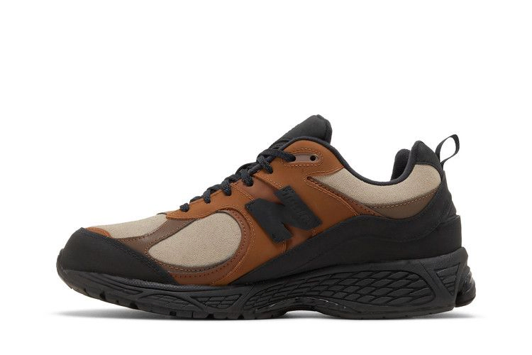 Кроссовки The Basement x New Balance 2002R 'Earth Brown'