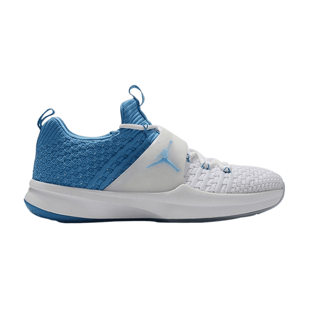 Кроссовки Air Jordan Trainer 2 Flyknit 'UNC'