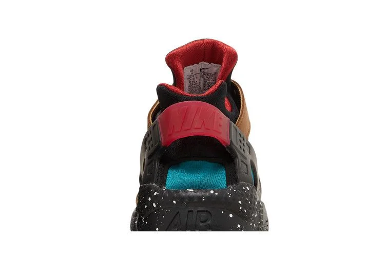 Кроссовки Nike Air Huarache 'Light British Tan Geode Green'