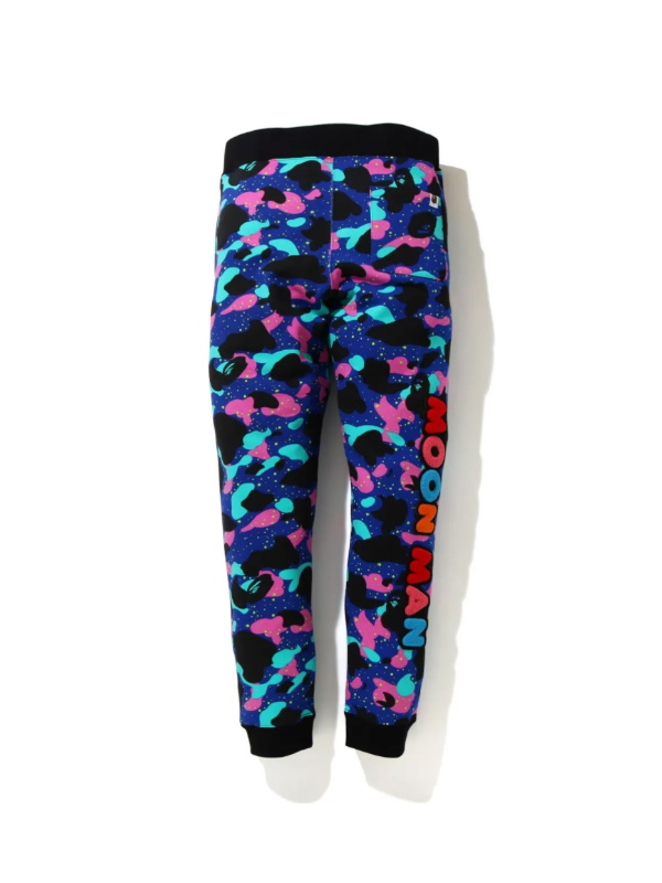 Спортивные штаны BAPE x Kid Cudi Camo Slim Sweatpants Multi