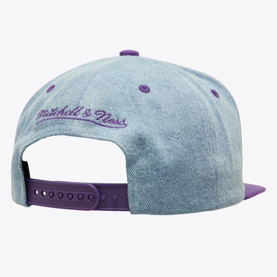 Бейсболка Mitchell & Ness Light Blue Los Angeles Lakers D-Stressed Snapback Hat