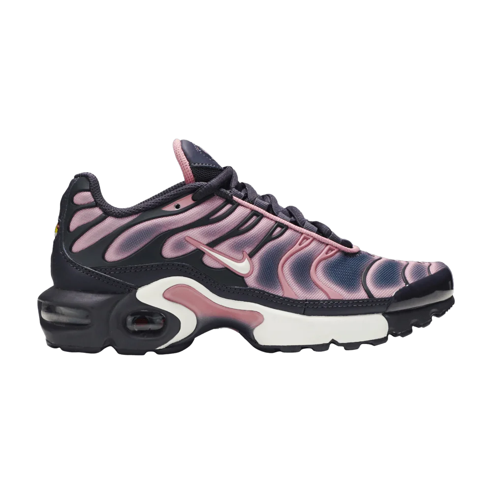 Krossovki-Nike-Air-Max-Plus-GS-Gridiron-Grey