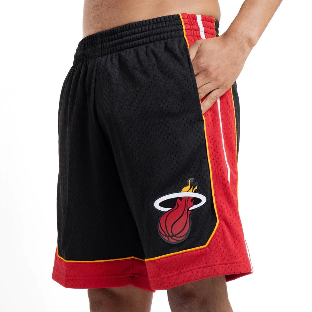 Mitchell-Ness-Miami-Heat-2012-13-Hardwood-Classics-Throwback-Swingman-NBA-Shorts-1