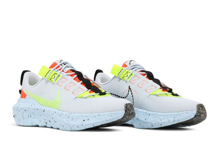 wmns-crater-impact-football-grey-cw2386-002_07
