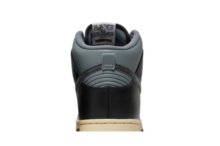 dunk-high-classics-dv7216-001_06