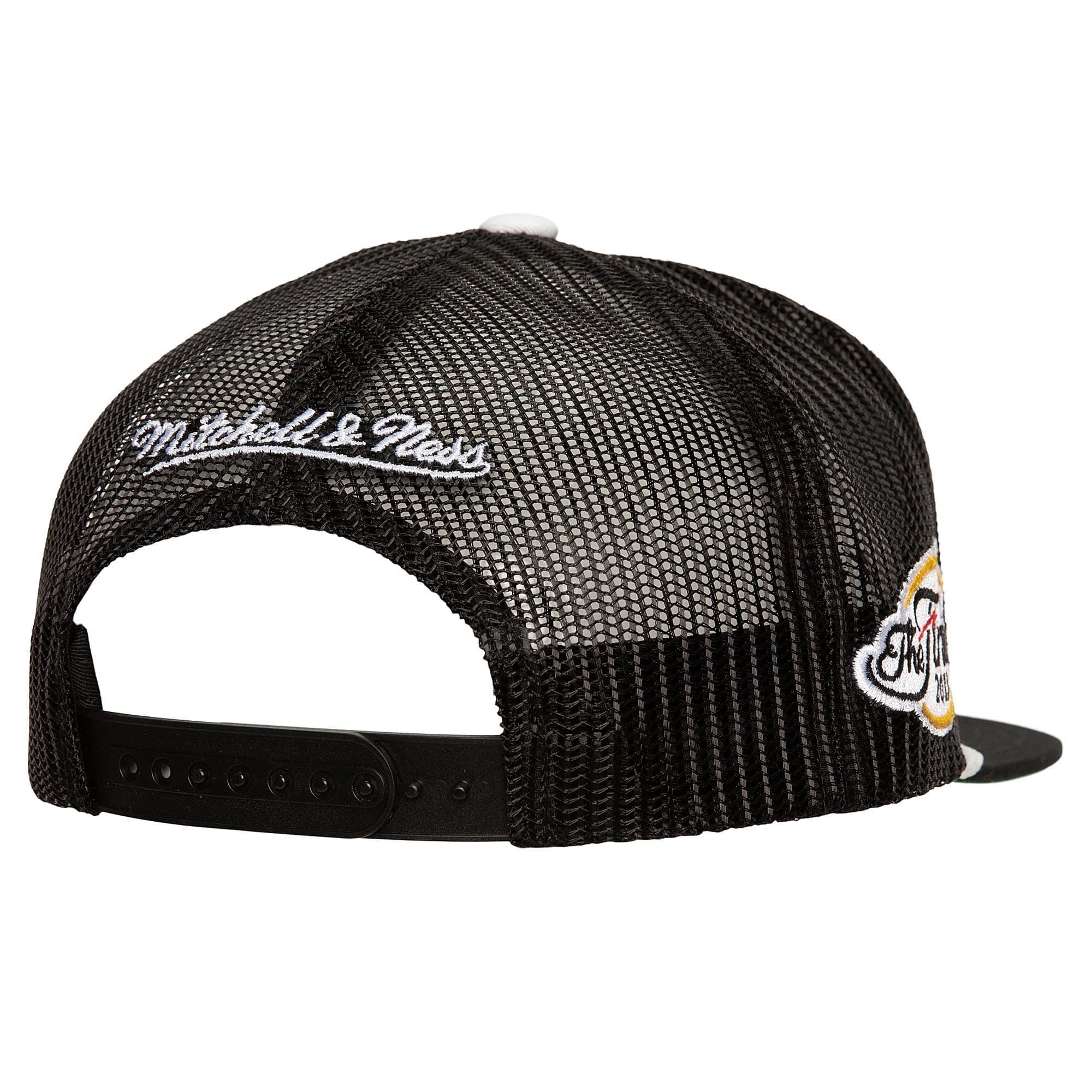 Mitchell-Ness-Roper-Trucker-Miami-Heat-Hat-1